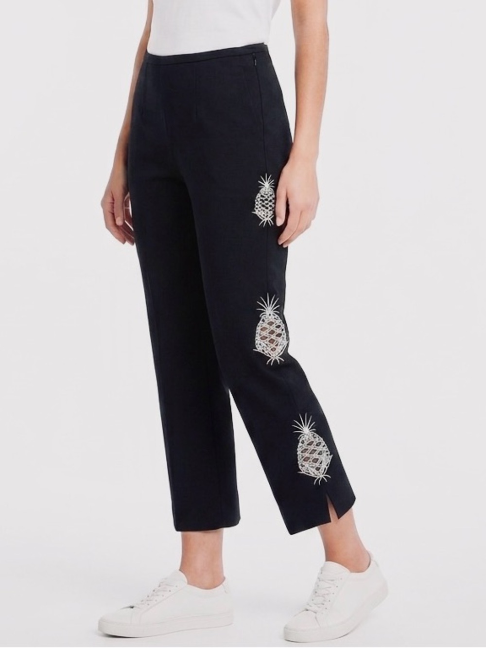 ERIC CASUALS Black Cropped Ponte Pants w Pineapple Embroidery